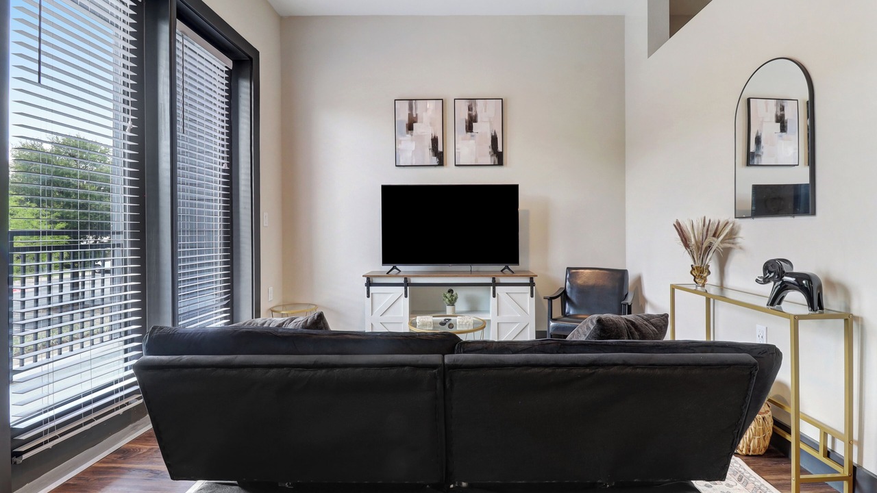 Photo of Livingroom in North Burnet