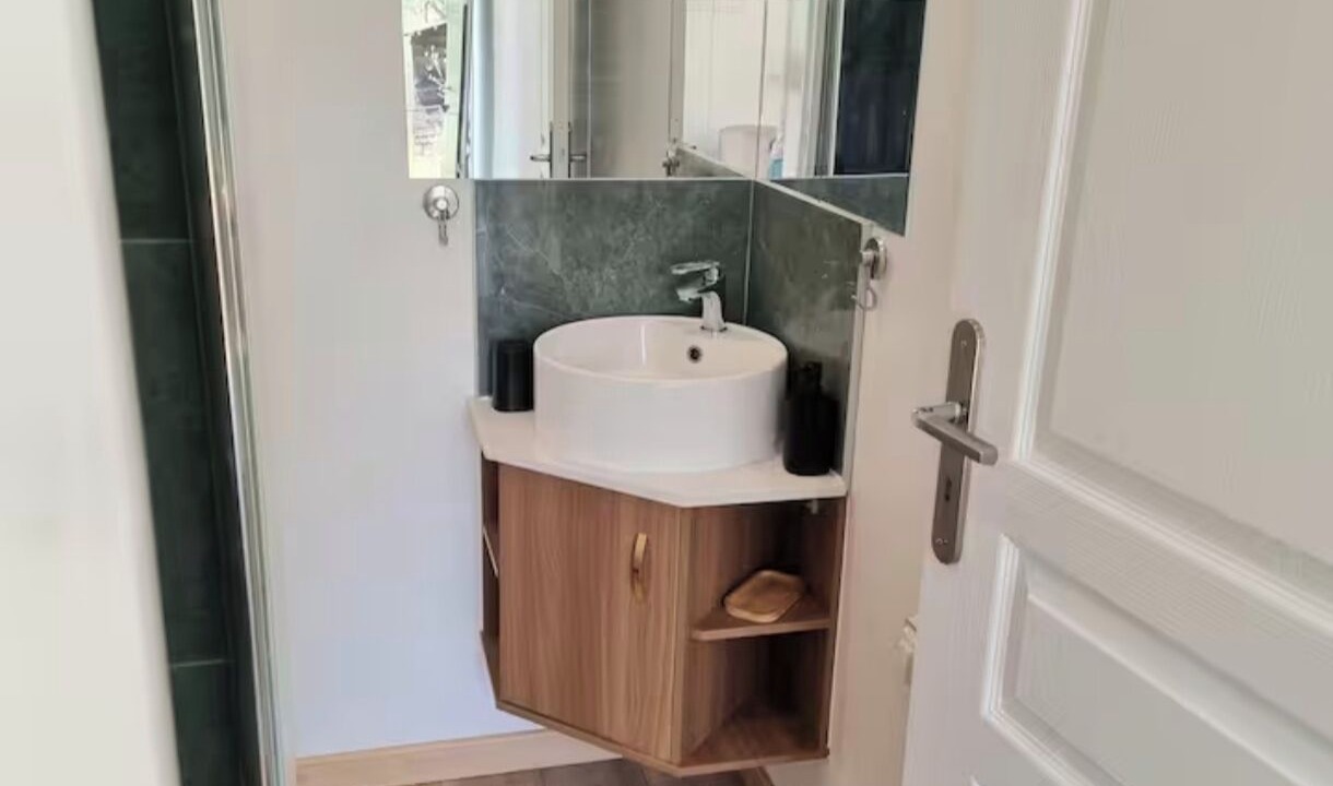 Photo of Bathroom in Gilette