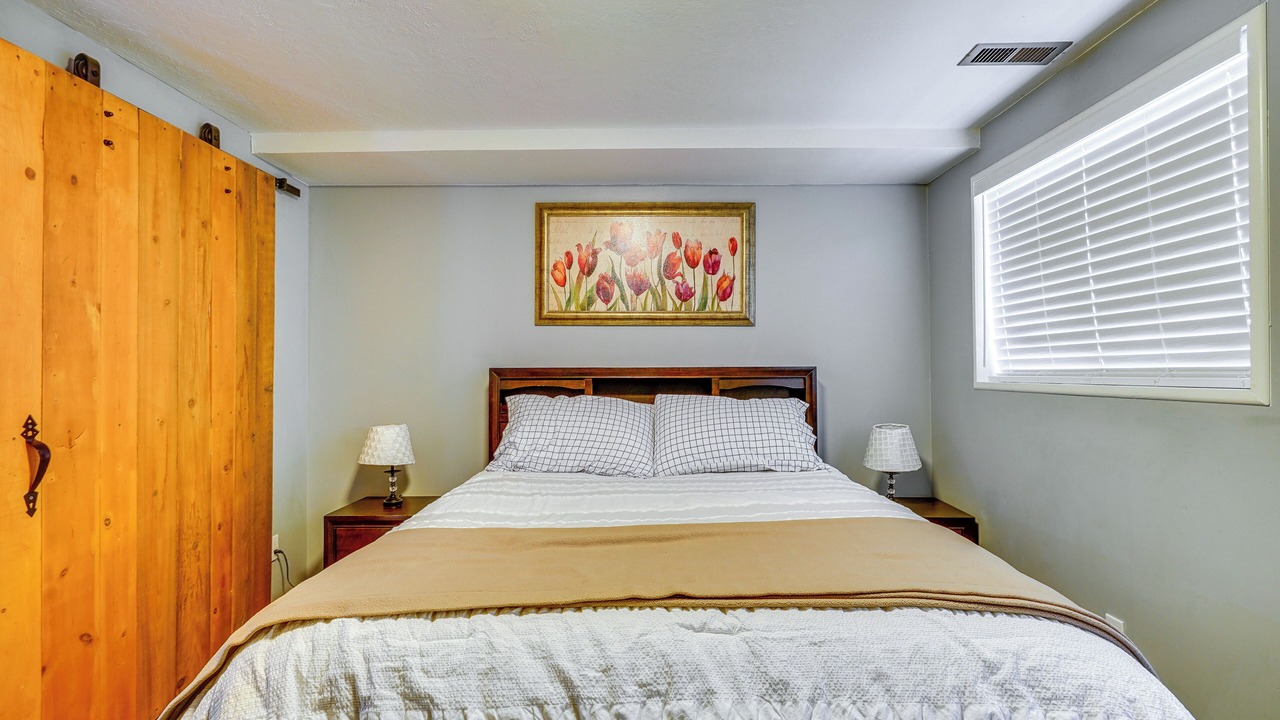 Photo of Bedroom in Taylorsville