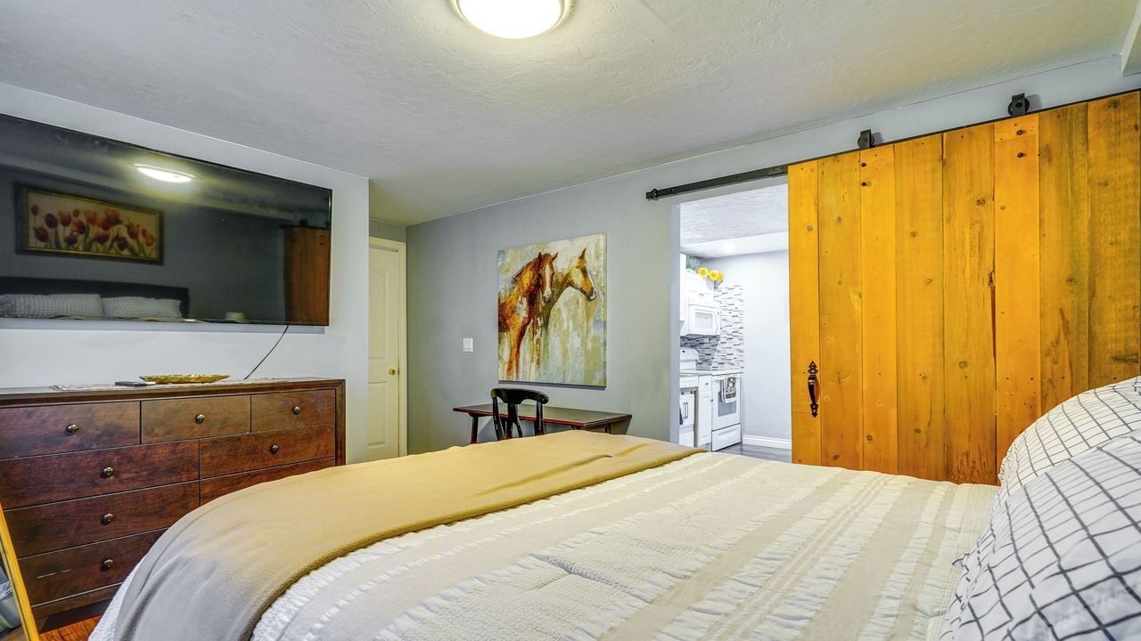 Photo of Bedroom in Taylorsville