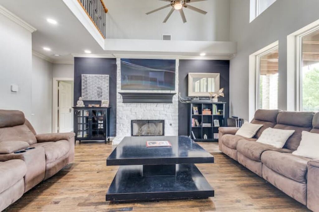 Photo of Livingroom in Flower Mound