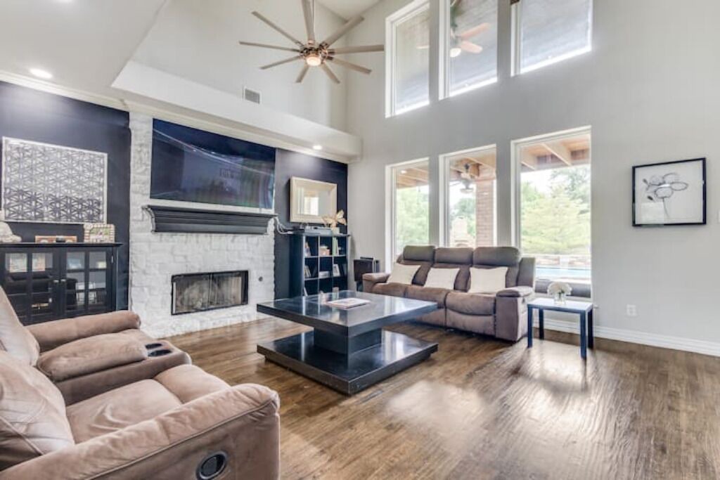 Photo of Livingroom in Flower Mound