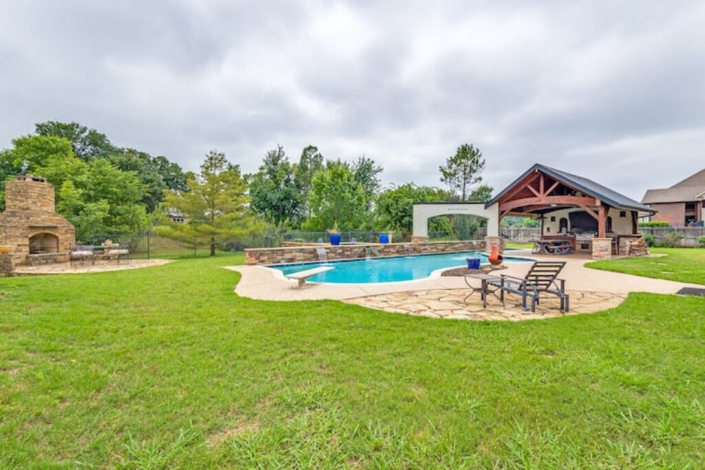 Photo of Outdoor in Flower Mound