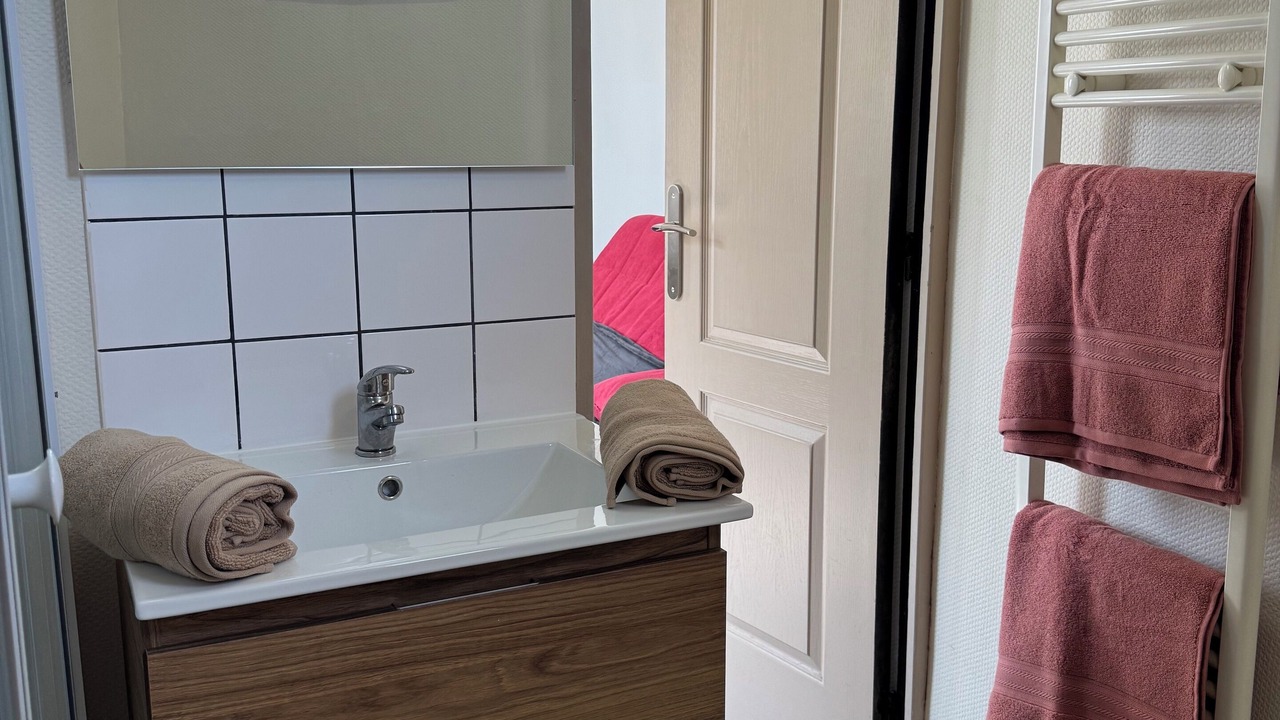 Photo of Bathroom in Luc-sur-Mer