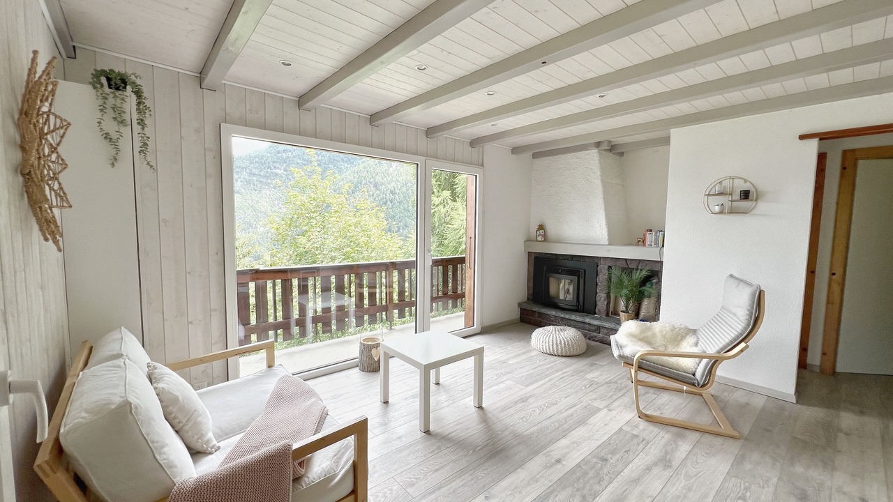 Photo of Livingroom in Saxon
