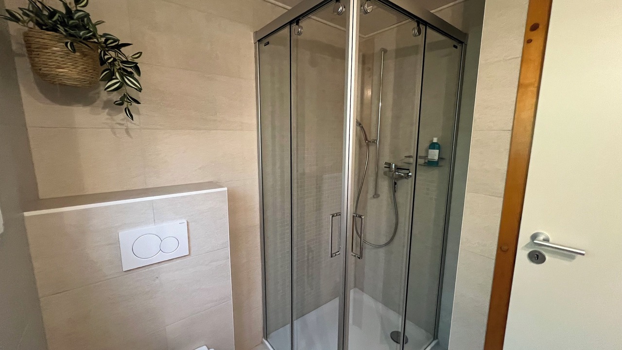 Photo of Bathroom in Saxon