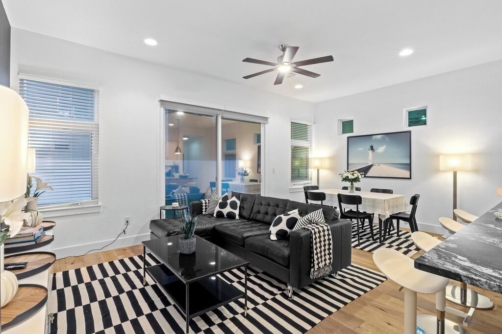 Photo of Livingroom in Rosewood