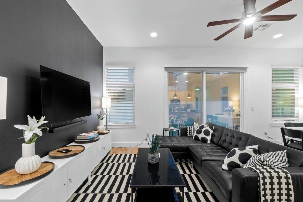 Photo of Livingroom in Rosewood