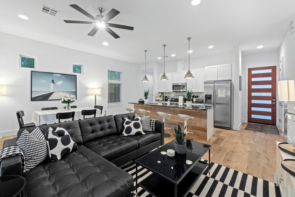 Photo of Livingroom in Rosewood
