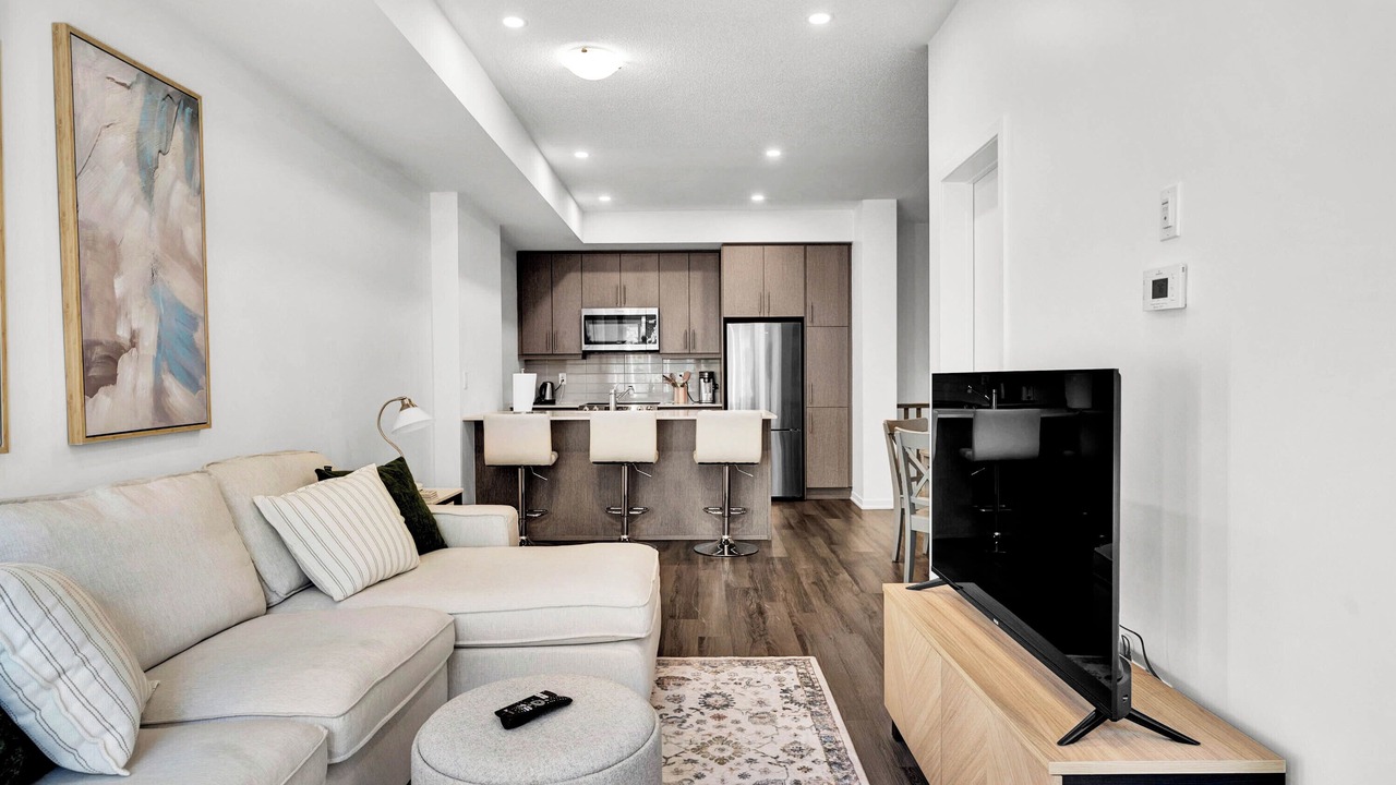Photo of Livingroom in New Toronto