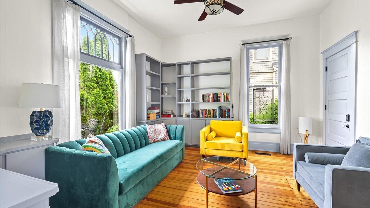 Photo of Livingroom in Eastwood