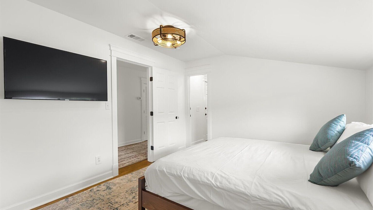 Photo of Bedroom in Eastwood