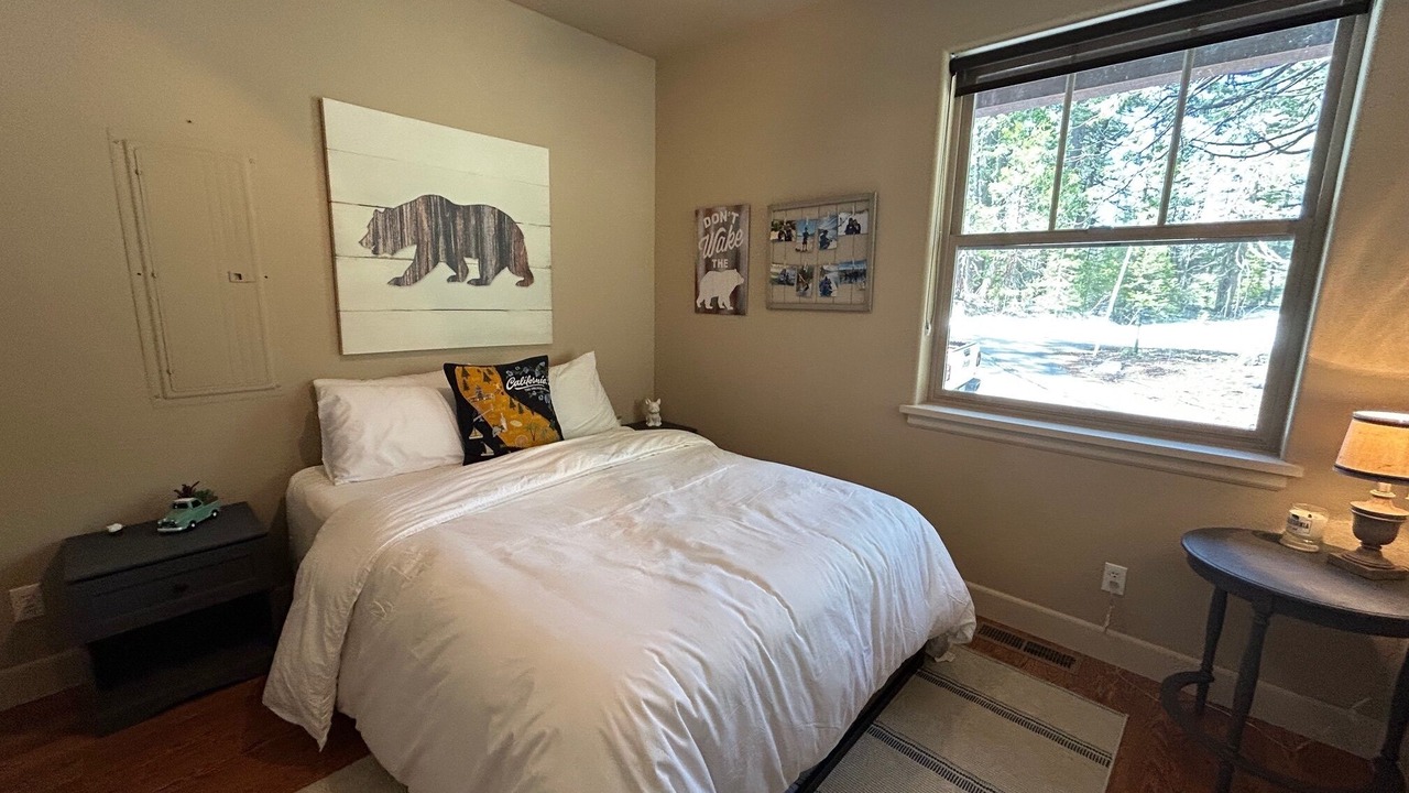 Photo of Bedroom in Emigrant Gap