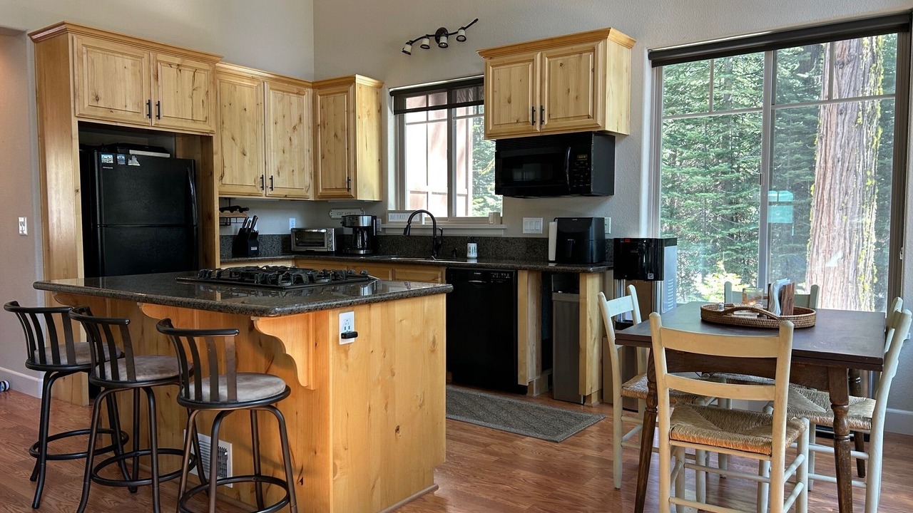 Photo of Kitchen in Emigrant Gap