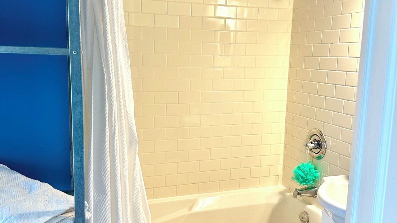 Photo of Bathroom in Amherstview
