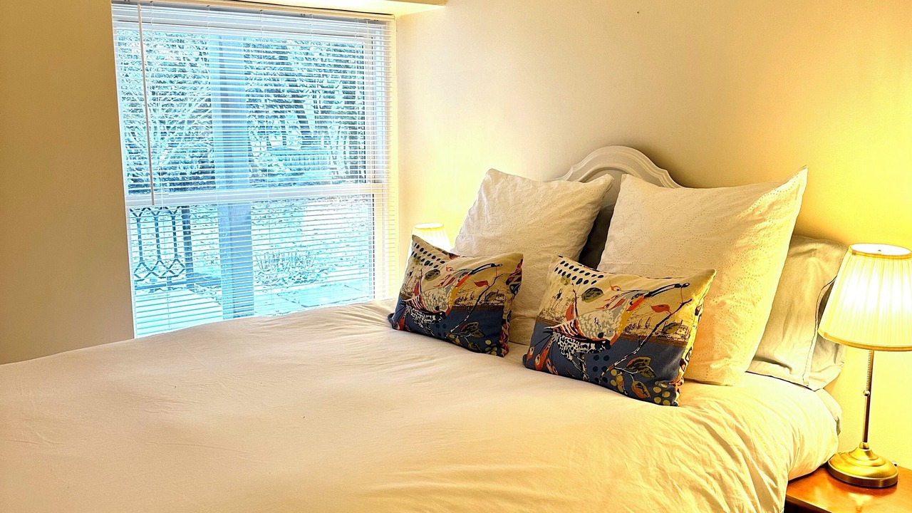 Photo of Bedroom in Amherstview