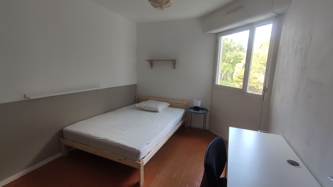 Photo of Bedroom in Alco