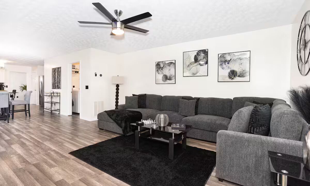 Photo of Livingroom in McDonough