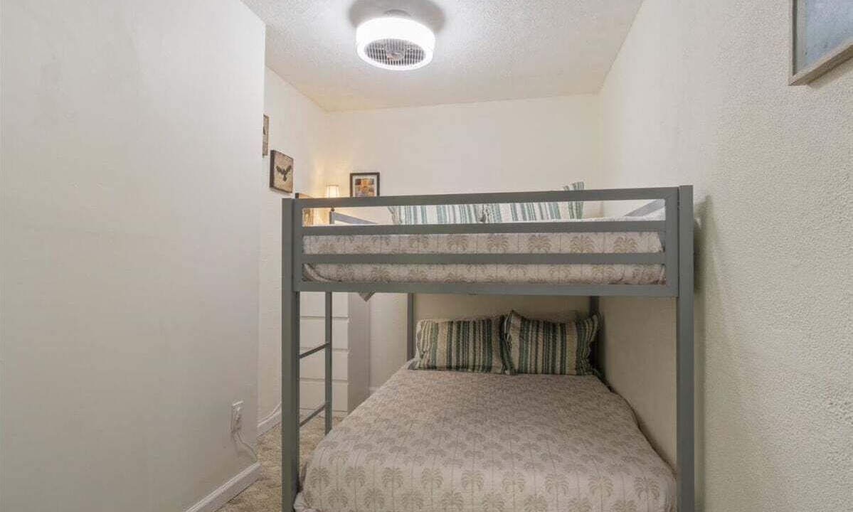 Photo of Bedroom in Roach