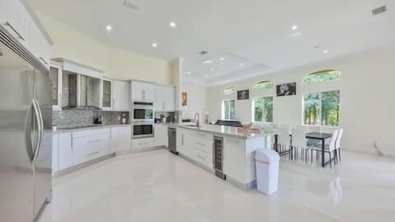 Photo of Kitchen in Davie