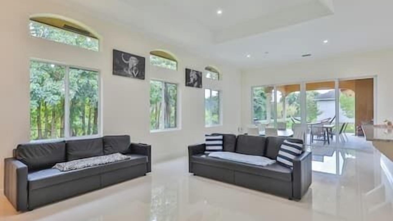 Photo of Livingroom in Davie