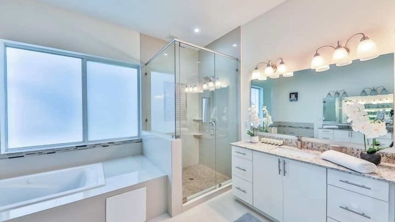 Photo of Bathroom in Davie