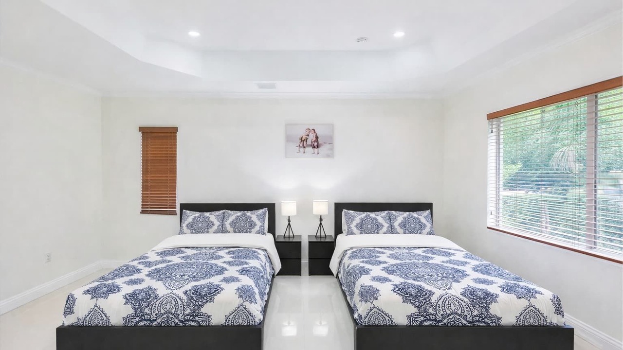 Photo of Bedroom in Davie