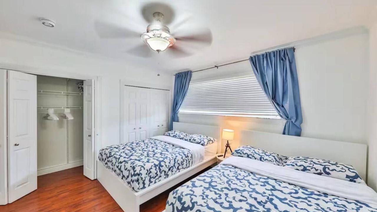 Photo of Bedroom in Hallandale Beach