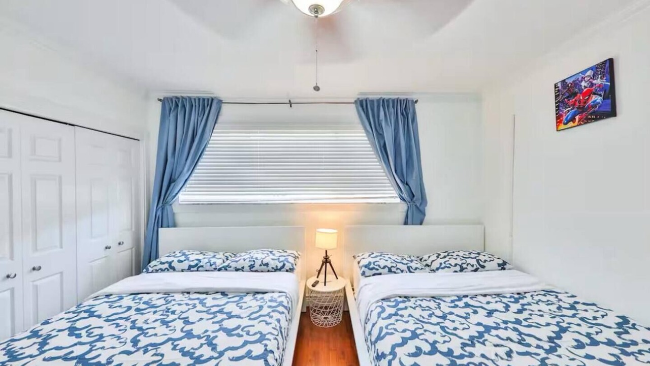 Photo of Bedroom in Hallandale Beach