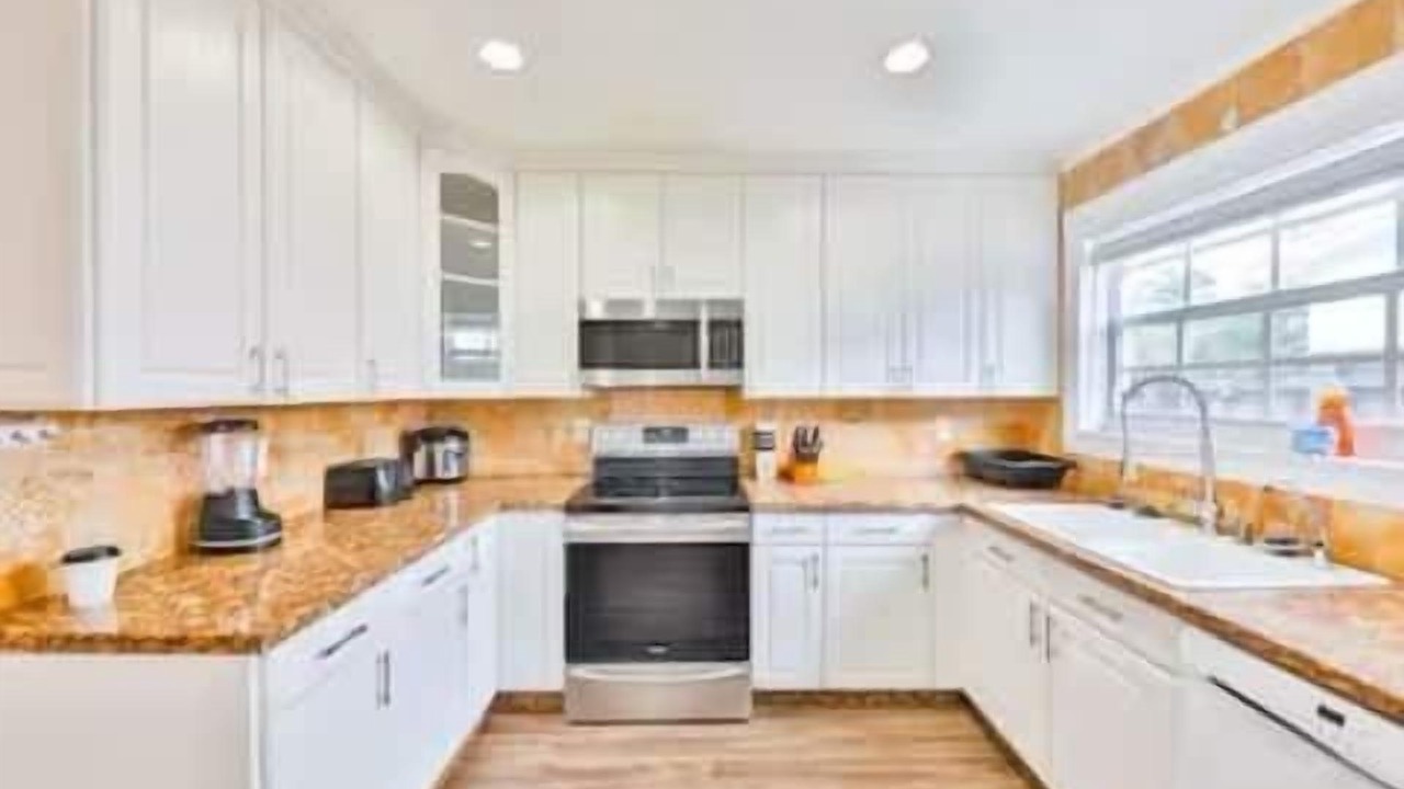 Photo of Kitchen in Hallandale Beach