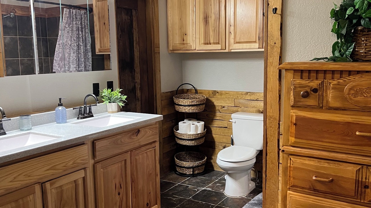 Photo of Bathroom in New Underwood