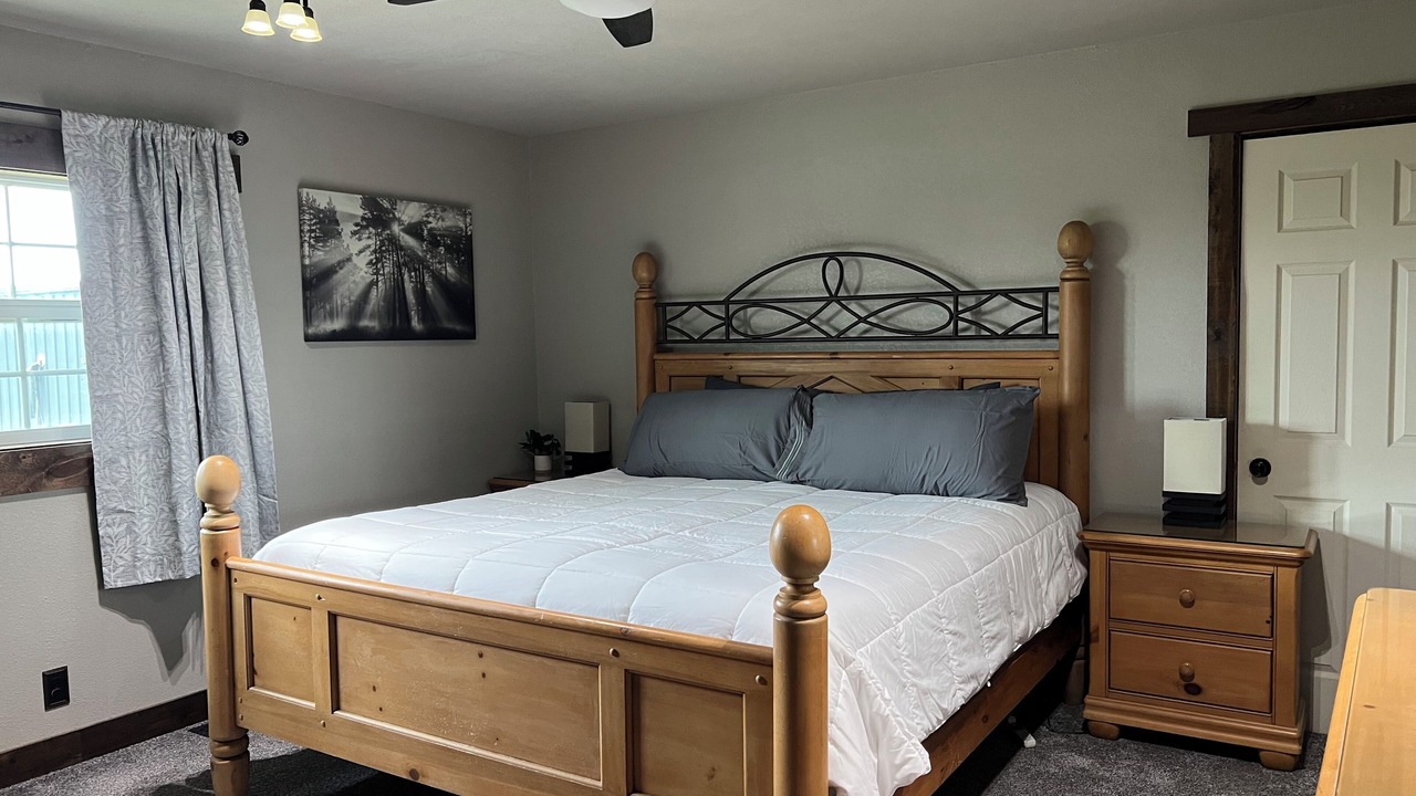 Photo of Bedroom in New Underwood