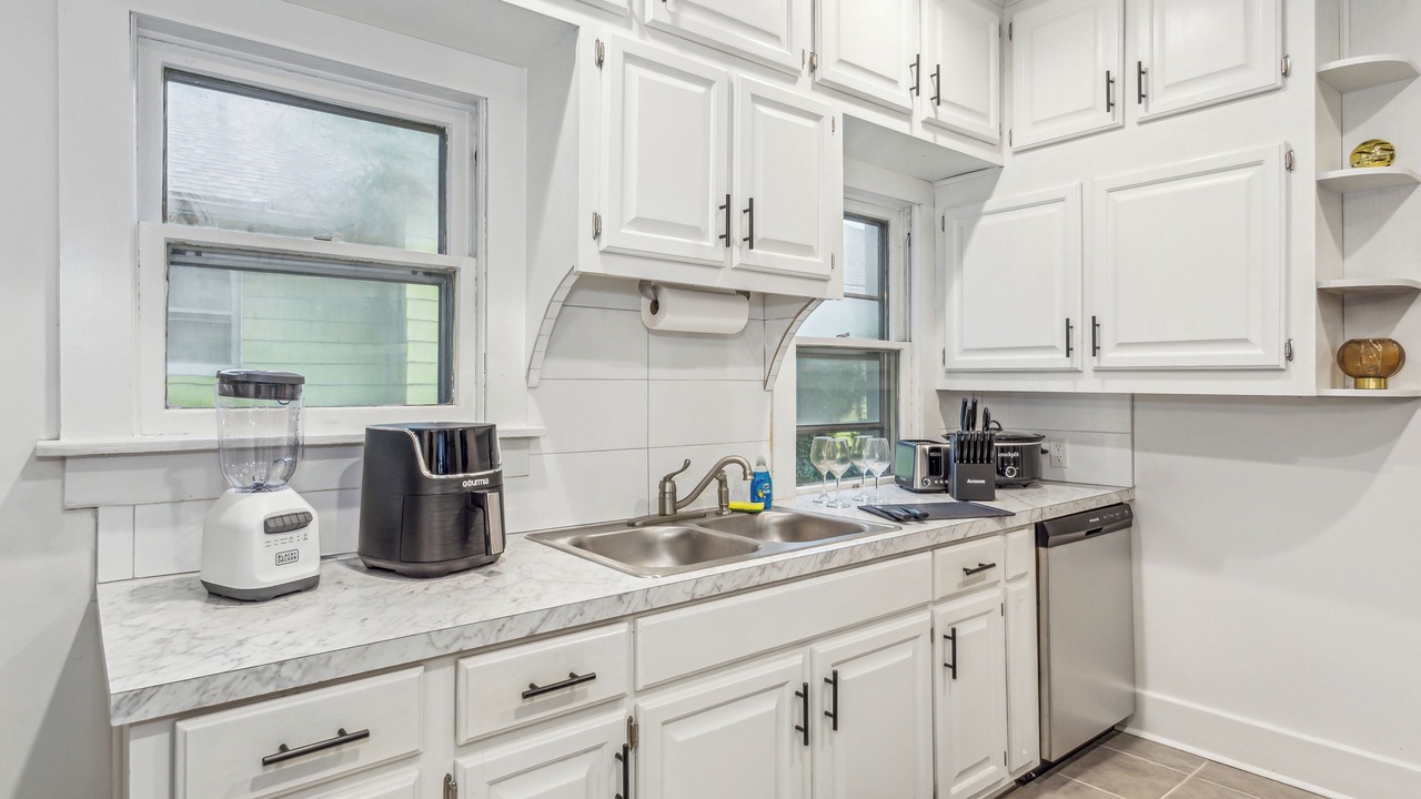 Photo of Kitchen in College Hill