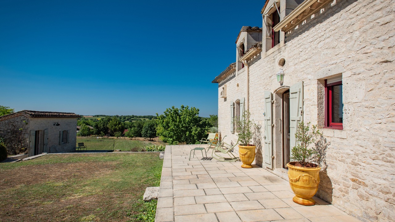Photo of Patio Balcony in Montaigu-de-Quercy