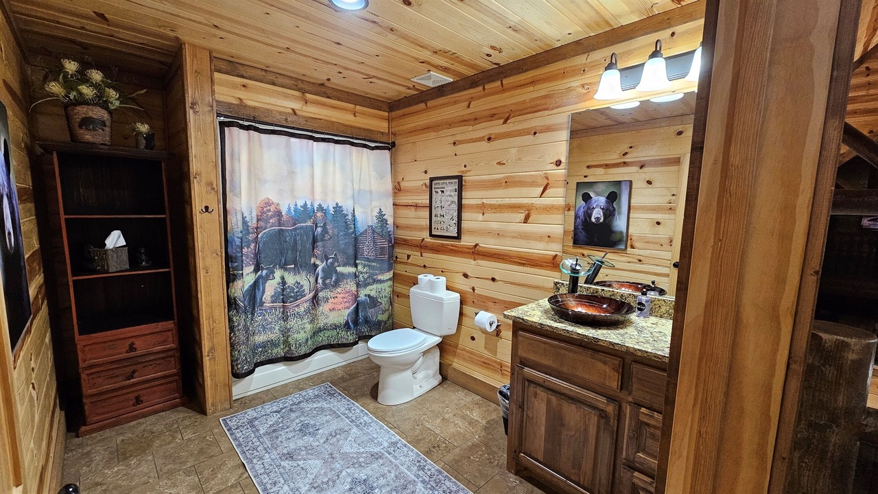 Photo of Bathroom in Hochatown