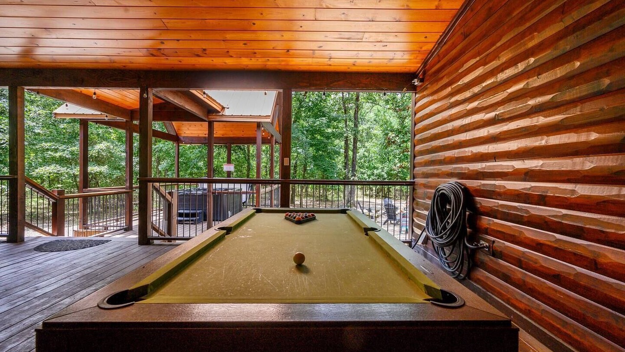 Photo of Patio Balcony in Hochatown