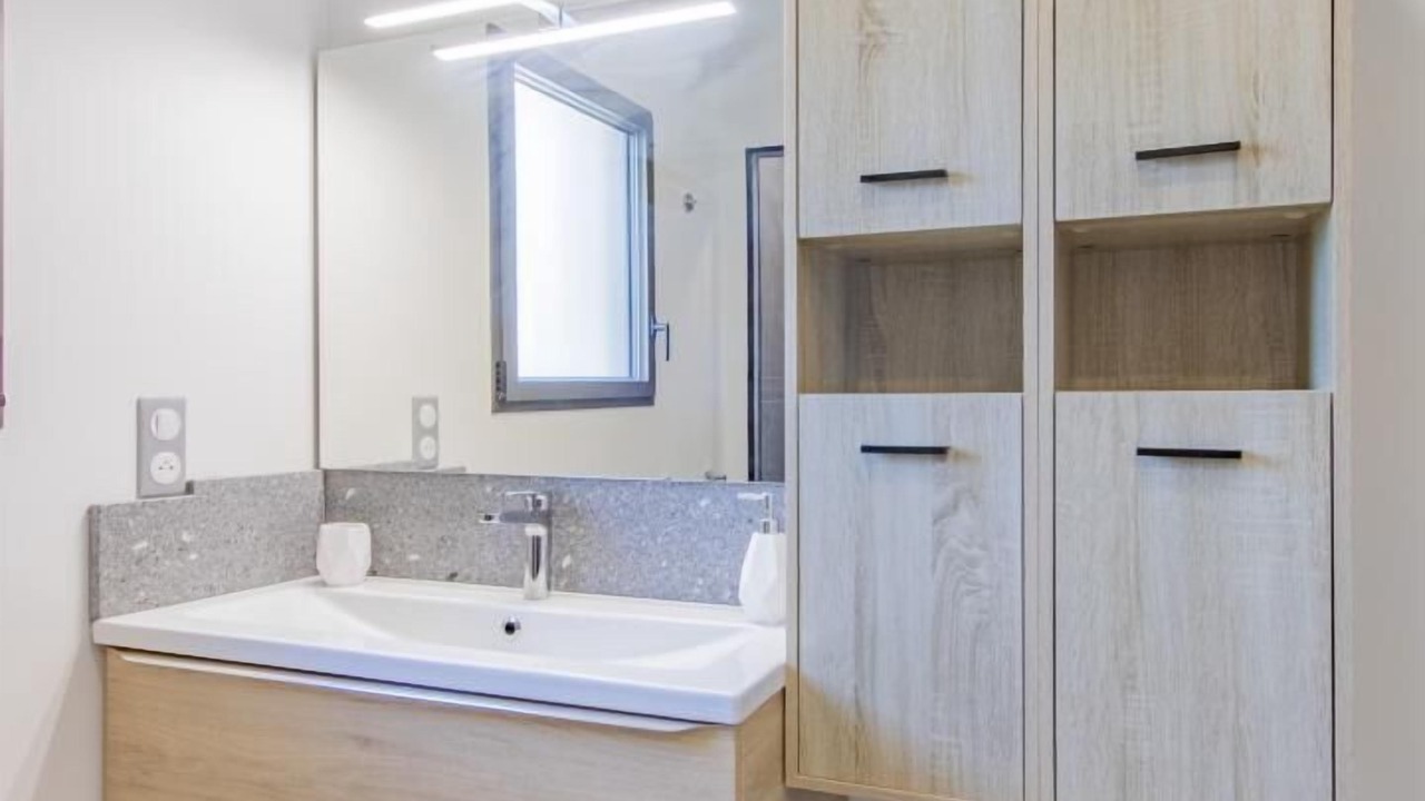 Photo of Bathroom in Creches-sur-Saone