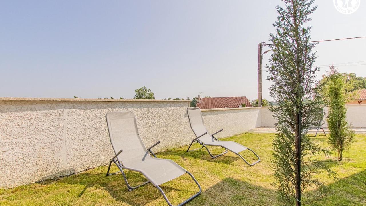 Photo of Patio Balcony in Creches-sur-Saone