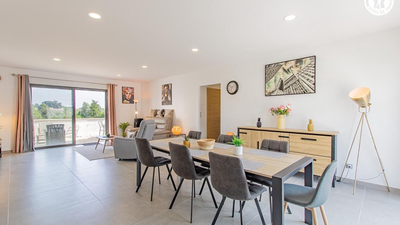 Photo of Others in Creches-sur-Saone