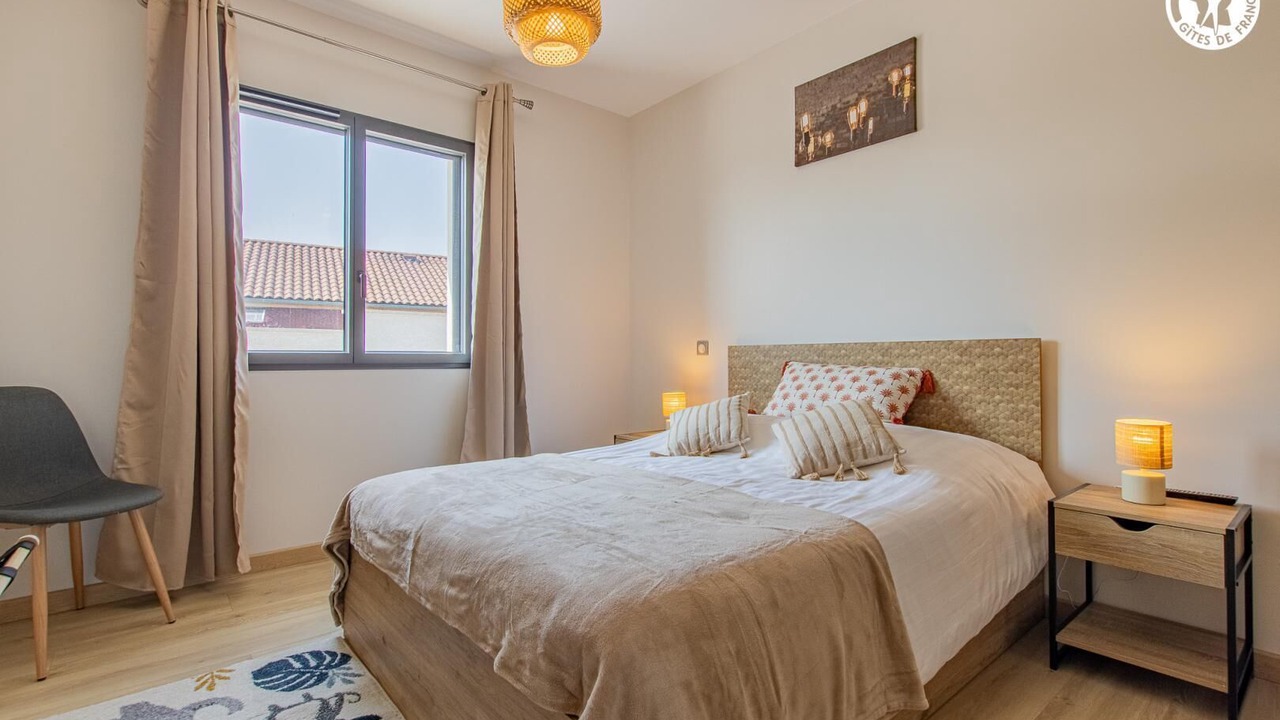 Photo of Bedroom in Creches-sur-Saone