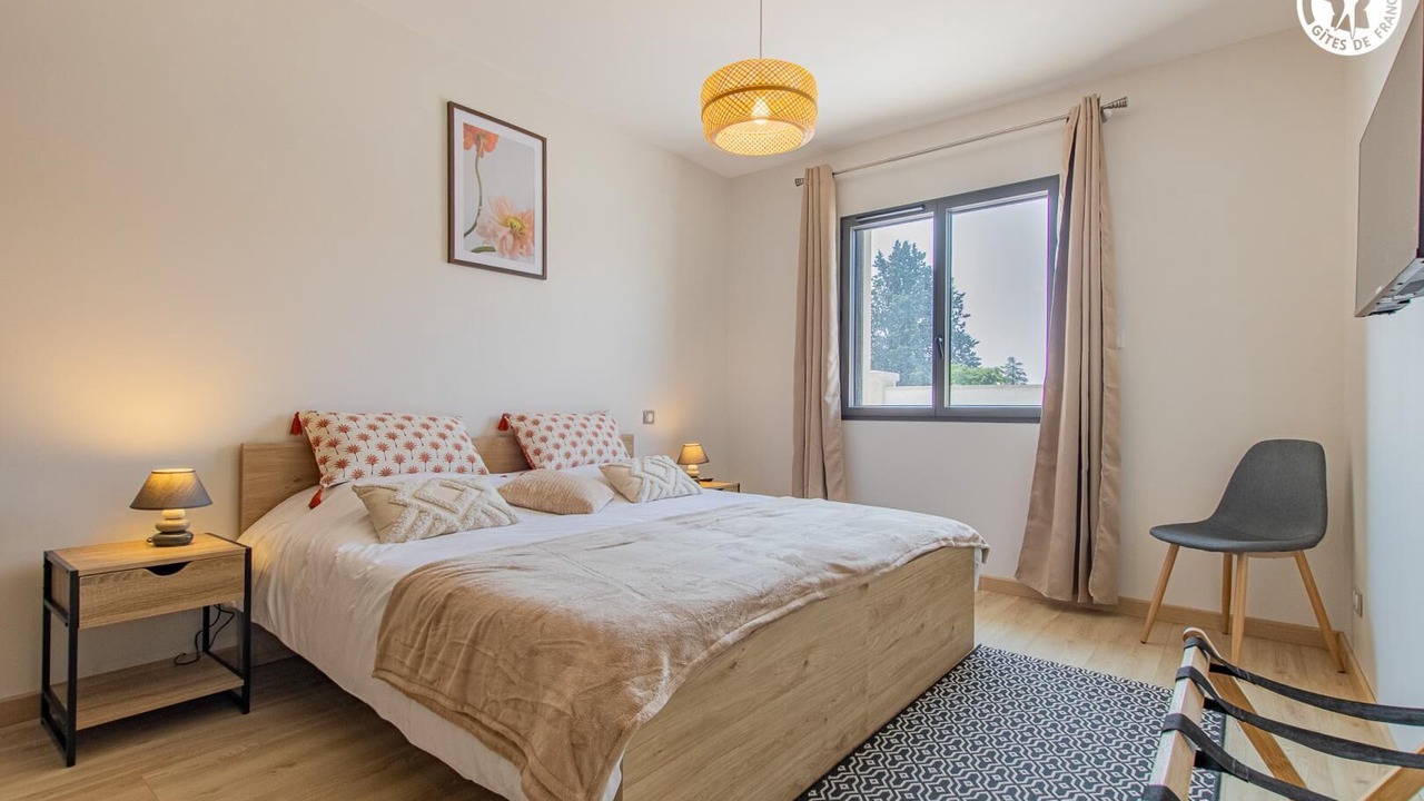 Photo of Bedroom in Creches-sur-Saone