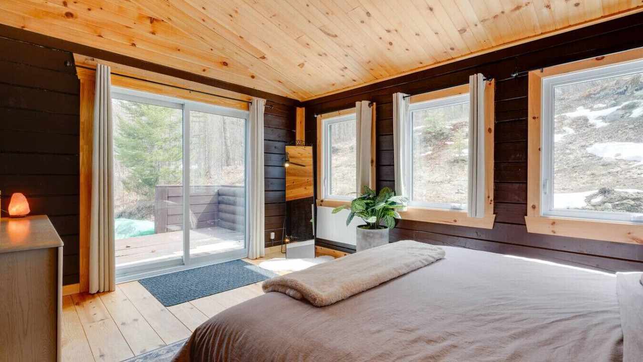 Photo of Bedroom in Amherst