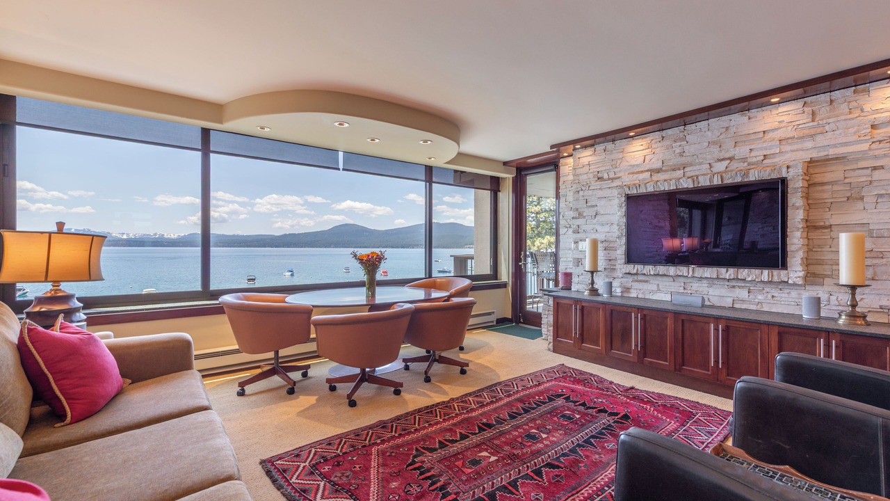 Photo of Livingroom in Brockway
