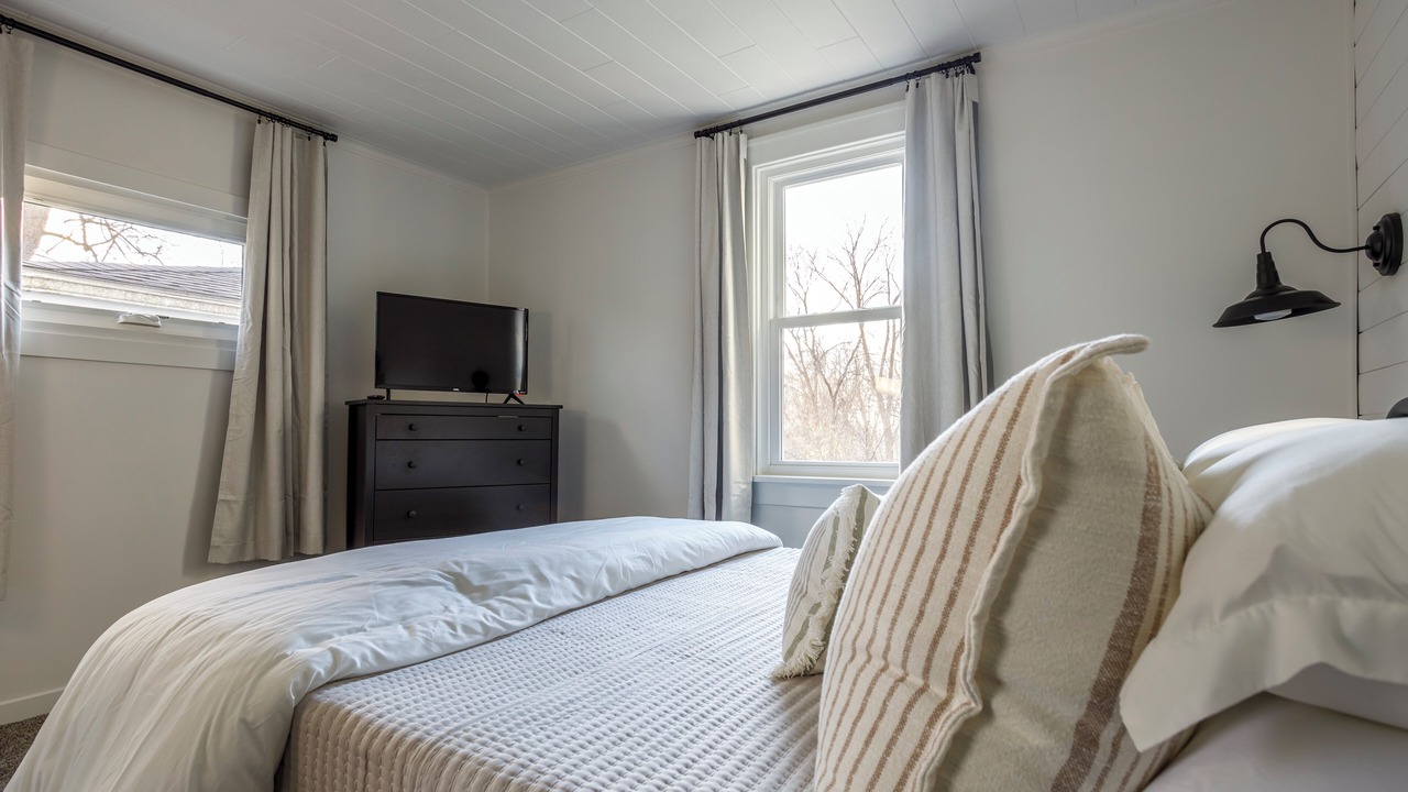 Photo of Bedroom in Lockport