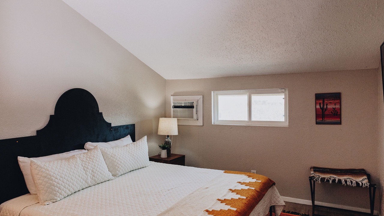 Photo of Bedroom in Point Venture