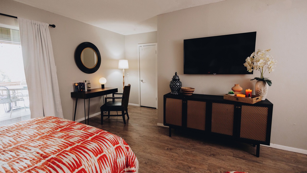 Photo of Bedroom in Point Venture