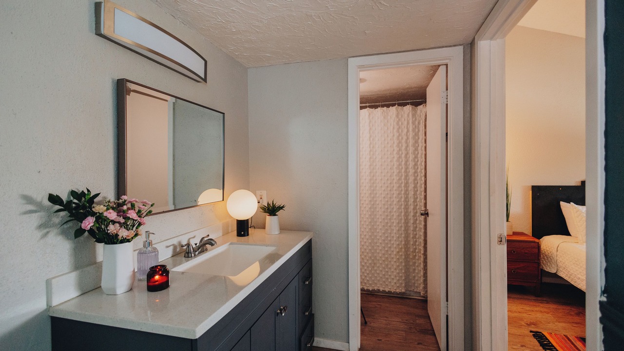 Photo of Bathroom in Point Venture