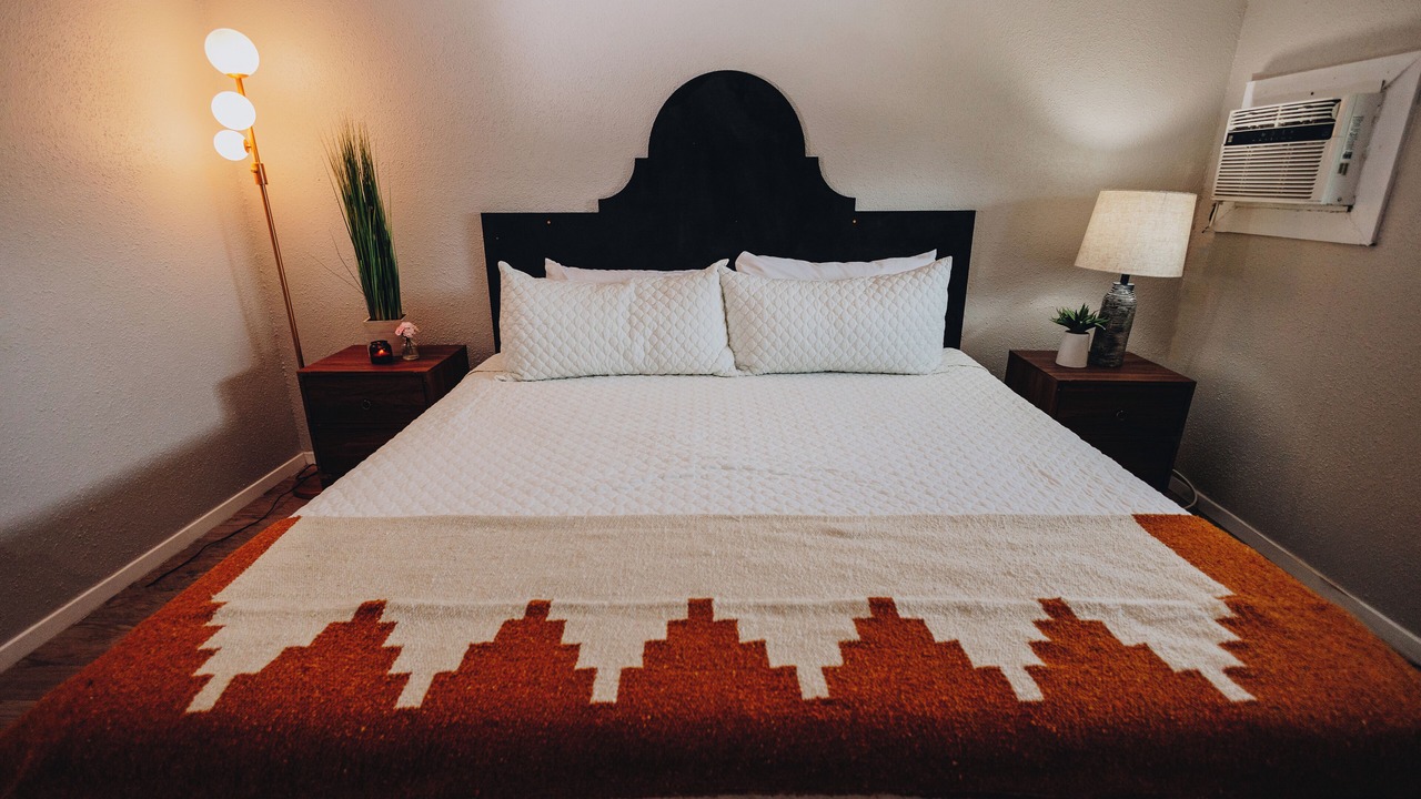 Photo of Bedroom in Point Venture