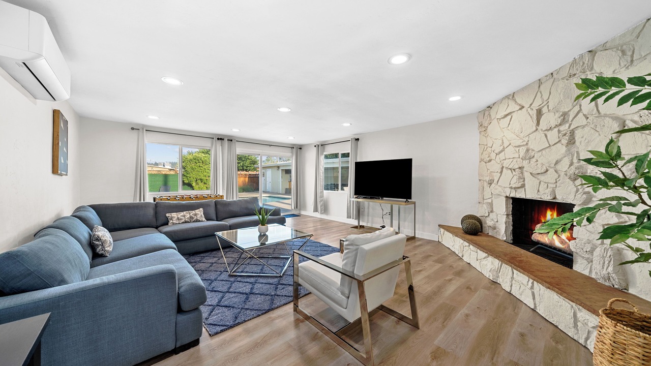 Photo of Livingroom in Lakeside
