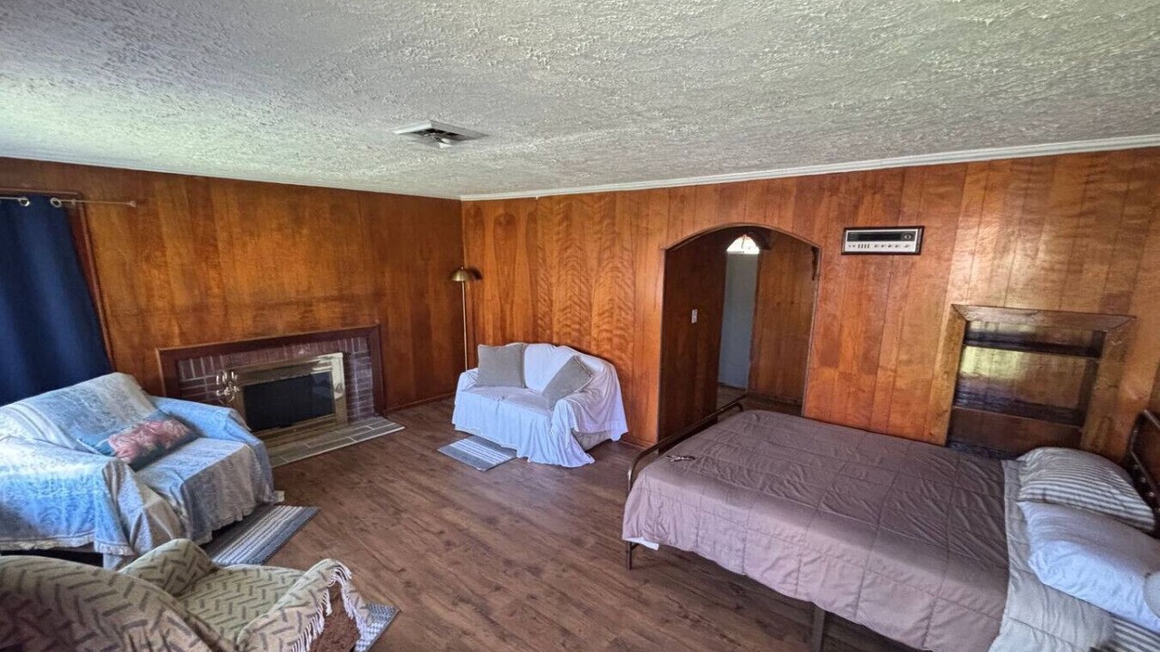 Photo of Bedroom in Middlesboro